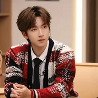 Hạ Tuấn Lâm