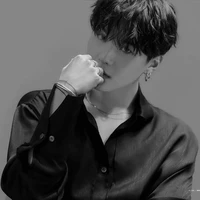 Min Yoongi-Hắn