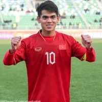 khang (em) út
