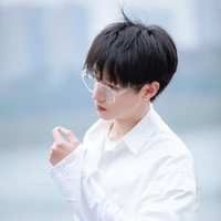 Chu Chí Hâm(hắn)