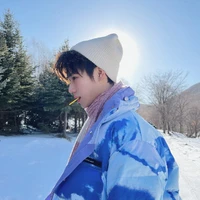 Trương Chân Nguyên 《Gã》