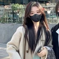 Lục Ngữ Yên_bạn nữ9