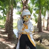 707