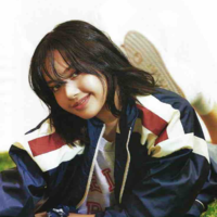 Lisa [ Cô ]
