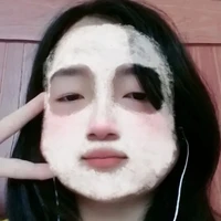chị rụt tất t/g