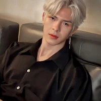 ĐẶNG ĐỨC HIẾU < DENIS >