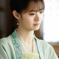 Tình Khách「hầu thân cận của Quận Chúa」