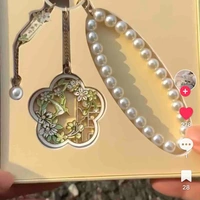 Người Hầu trong Cơ Xảo Các