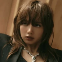 Manobal LaLisa ( Cô )