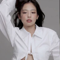 KIM JENNIE
