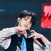 Mục Chỉ Thừa(cậu)