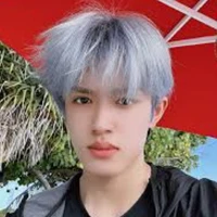 Trương Cực(Anh cô)