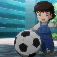 Ozora Tsubasa_hồi nhỏ