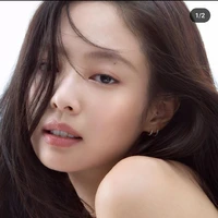 kim jennie ( em )
