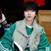 Nhiếp Vĩ Thần