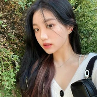 Bạch Thanh Trà_quản lí model