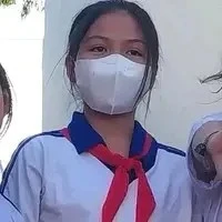 T.Lam(chị năm)