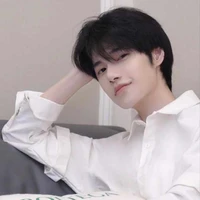 Thẩm Lâm Phong