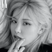 Park Chaeyoung - Cô -