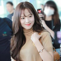 Kim Jisoo ( nàng)