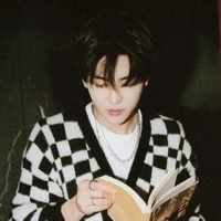 nhậm niên / 𝐜𝐚𝐧.𝐜𝐠 ♋︎ ²³