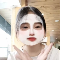 T.Ngân
