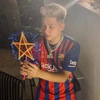 Nguyễn Trung Hiếu-Strange H-