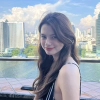 Becky Armstrong ( Nàng )