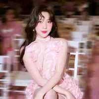 Ngân(bạn thân Ngọc)