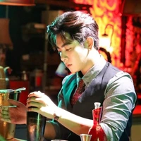 Hunter - Bartender