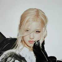 Park Chaeyoung {Rosé - Nàng}