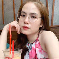 Chị Ngân( quản gia Anh Ba Phải )
