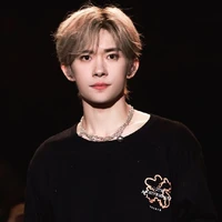 Dịch Dương Thiên Tỉ
