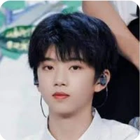 Trương Hàm Thụy(em)
