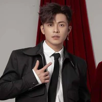 Gin Tuần Kiệt