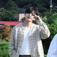 Kim Taehyung (V)