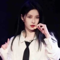 Từ Sở Văn_Xuẩn