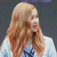 Chaeyoung(Em)