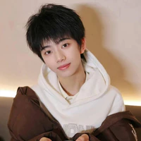 Trương Hàm Thụy(y)