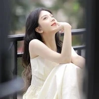 Đào Thị Trúc Vy(chị 4)