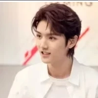 Linh Siêu *
