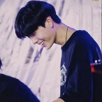 Phuwin*15 tuổi*