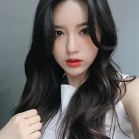 Yunko-chị cả của Yiran