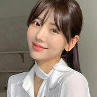 Emily-trưởng khoa cấp cứu 