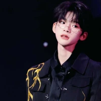 Uông Tuấn Hy/Wang Junxi