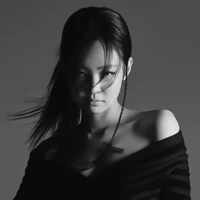 KIM JENNIE ( Em)