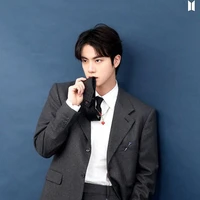 Kim SeokJin( mẹ hắn)