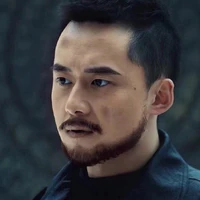 Hùng Tất