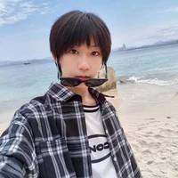 Dương Bác Văn_hắn