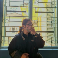 Nhỏ Tg nè